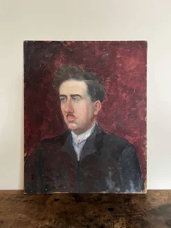 Peinture ancienne huile sur carton portrait homme en costume sombre