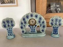 Pendule Art Déco (années 30-40) : Modèle en faïence signé