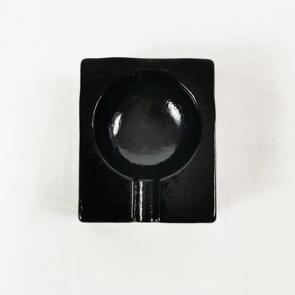 Petit cendrier en verre minimaliste de style Bauhaus, années 1970.