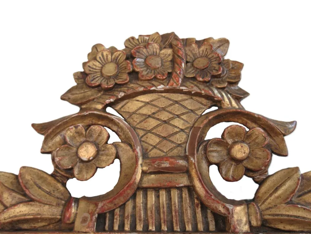 Petit miroir de dame Louis XVI en bois sculpté et doré