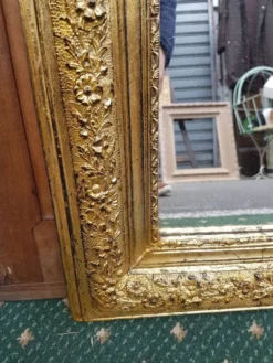 petit miroir doré de style louis-Philippe vers 1880