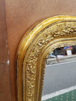 petit miroir doré de style louis-Philippe vers 1880