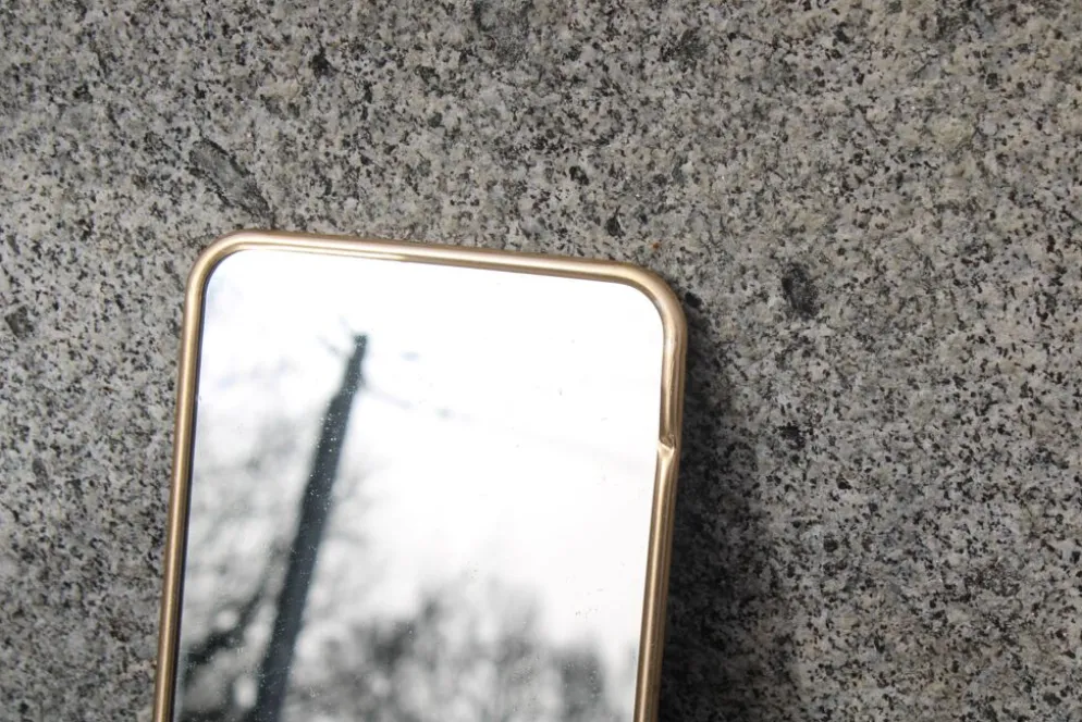 Petit miroir vintage à poser – cadre métal doré style barbier