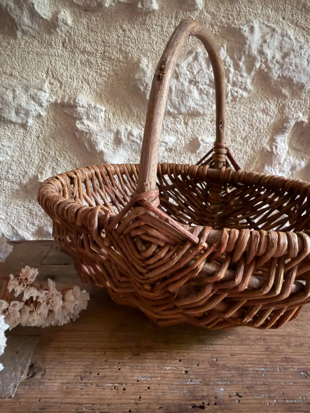 Petit panier ancien en osier