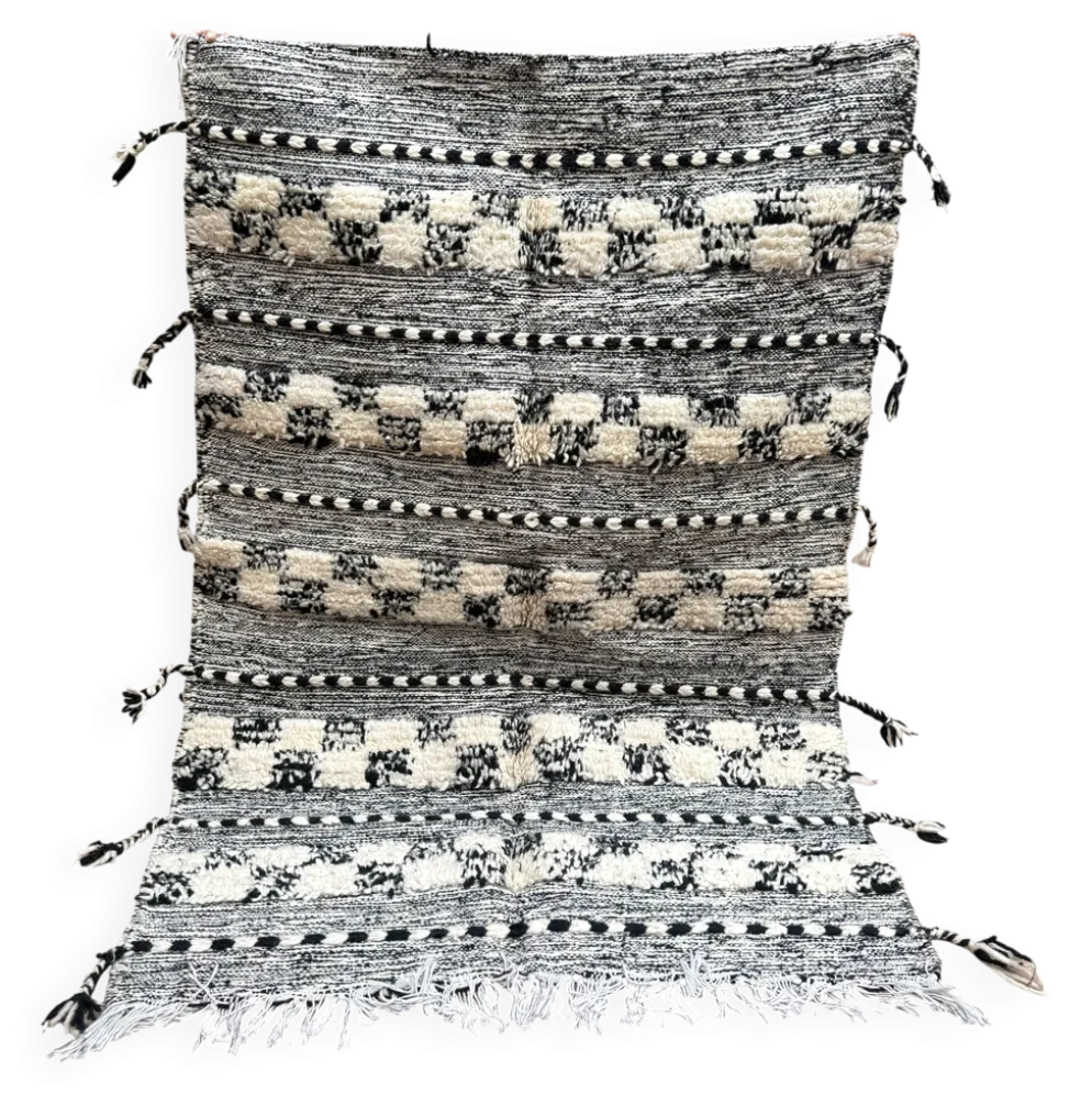 Petit tapis kilim berbère marocain Zanafi noir pour chambre et salon