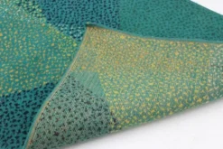 Petit tapis ou moquette géométrique verte, années 1970