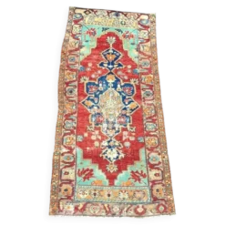 Petit tapis vintage noué à la main
