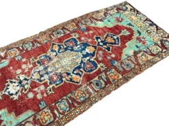 Petit tapis vintage noué à la main