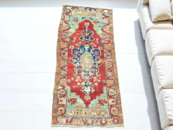 Petit tapis vintage noué à la main