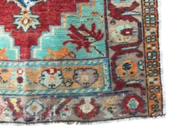 Petit tapis vintage noué à la main