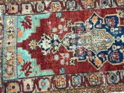 Petit tapis vintage noué à la main