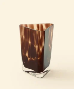 Petit vase en verre