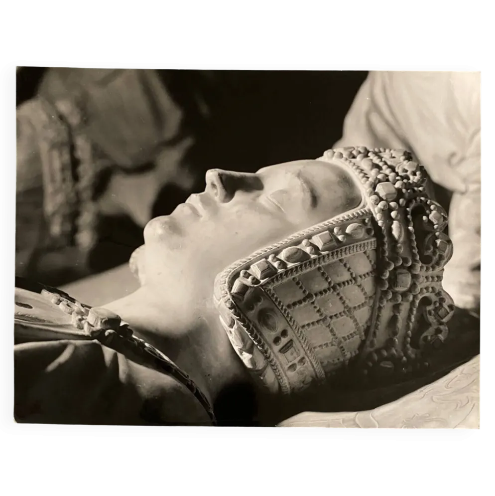 Photo argentique Bernard Darot XXe tombeau de François II visage Anne