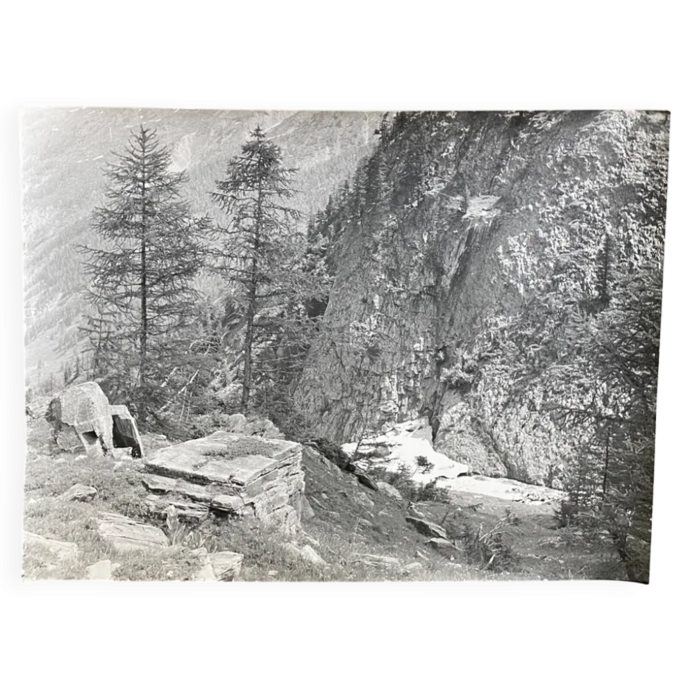 Photo argentique roches Bernard Darot XXe