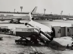 Photographie Air France à Orly, tirage vintage années 70 encadré, 53x43 cm