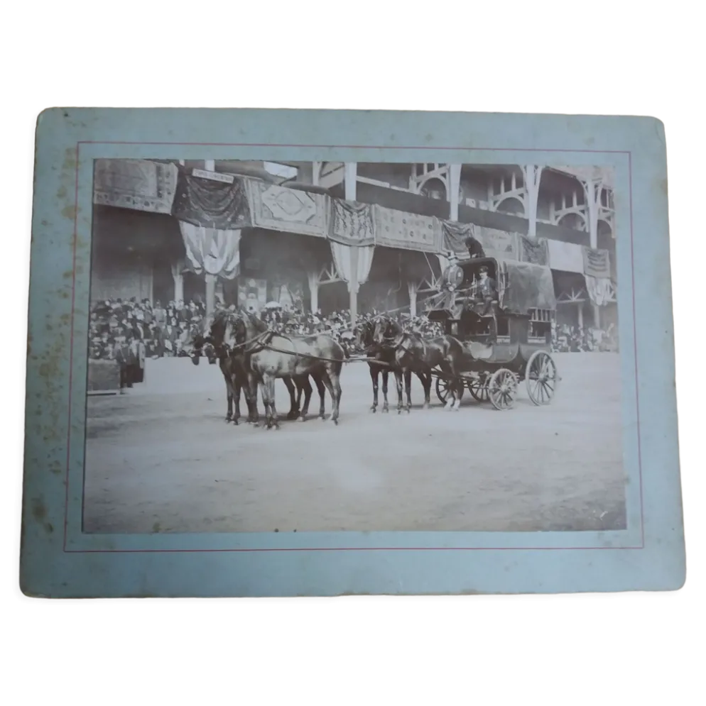Photographie ancienne 1900 diligence chevaux tapis d'Orient, Bretagne