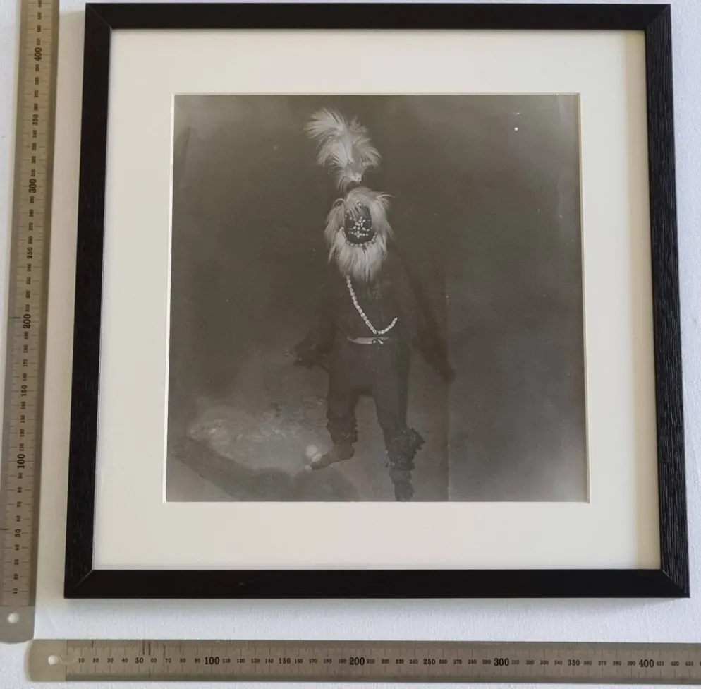 Photographie ethnographique vintage rituel d’Afrique de l’Ouest 43 x 43 cm