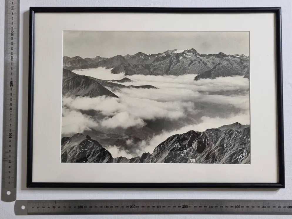 Photographie panoramique des Pyrénées signée Alix, 49x35 cm encadrée