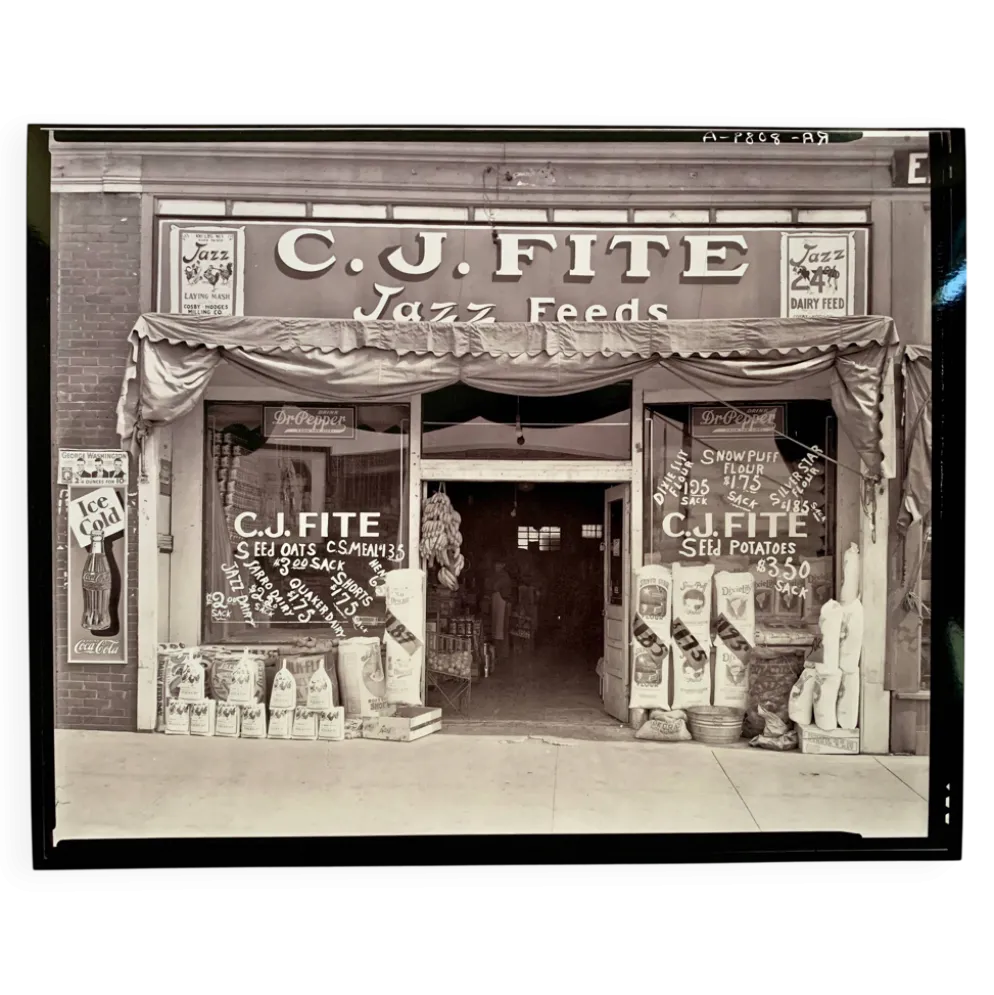 Photo vintage Mississippi 1936 – Devanture CJ Fite Jazz Feeds – Tirage prem