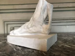 Pied d’écorché en plâtre