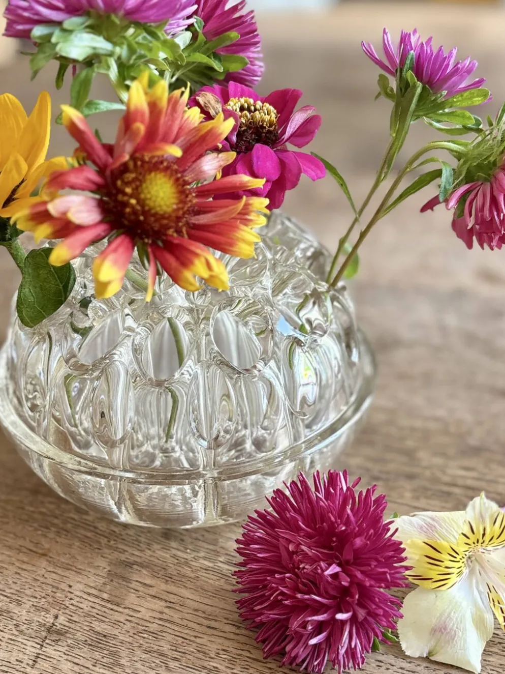 Pique fleur ancien en verre XXL
