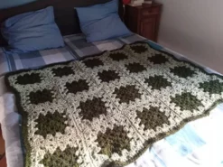 Plaid crocheté patchwork