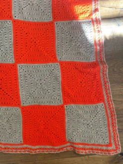 Plaid en laine au crochet vintage Granny Square