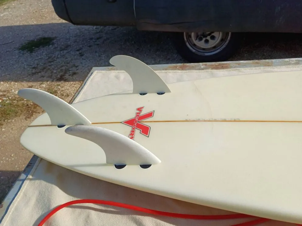 Planche de Surf Victory 3 Ailerons
