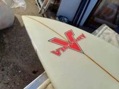 Planche de Surf Victory 3 Ailerons
