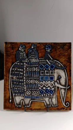 Plaque céramique série Unik , Éléphant de Lisa Larson - Gustavsberg