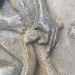 Plaque de cheminée moderniste signée Quellier , Femme aux épis de blé