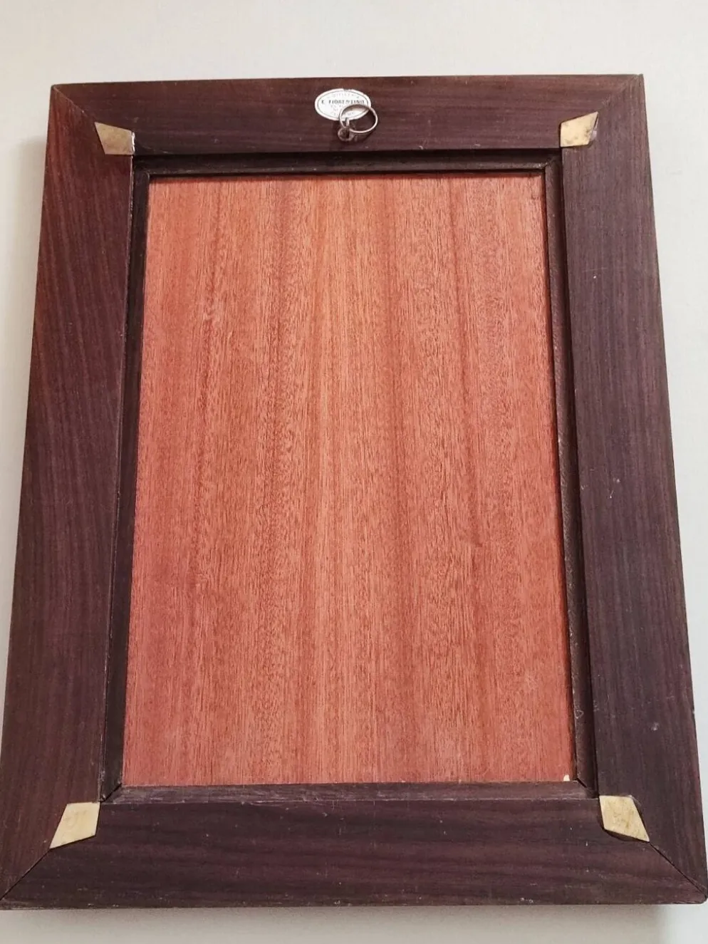Plaque d'une Vierge