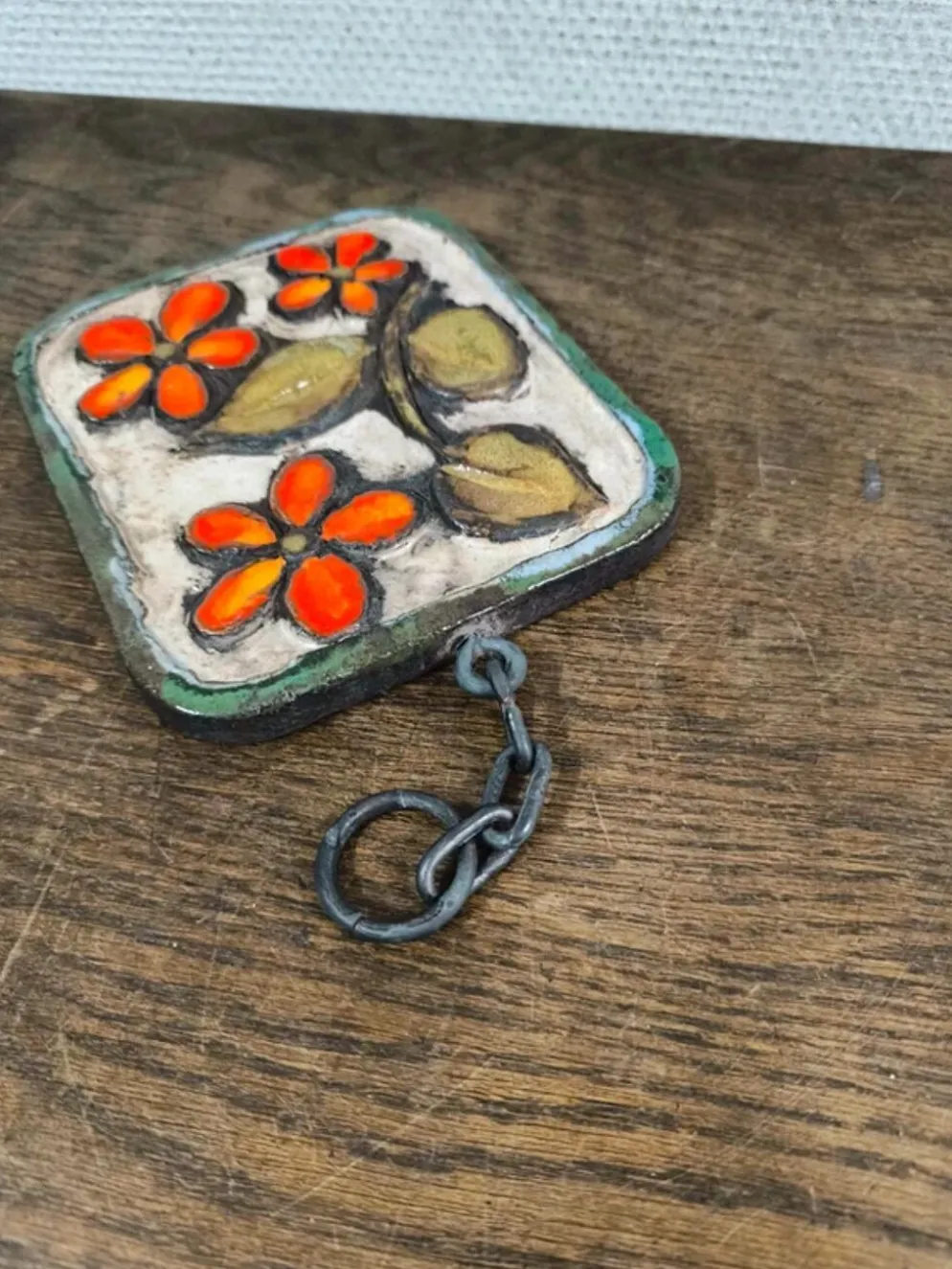 Plaque murale céramique vintage 60s/70s style Vallauris / Fat Lava fleurs orange
