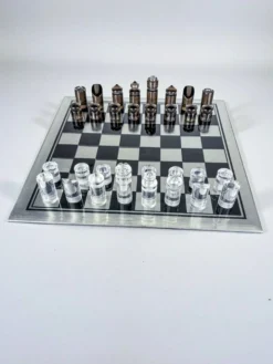 Plateau d'échecs en acrylique et en verre de Felice Antonio Botta, Italie, années 1970.