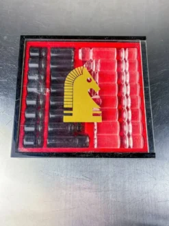 Plateau d'échecs en acrylique et en verre de Felice Antonio Botta, Italie, années 1970.