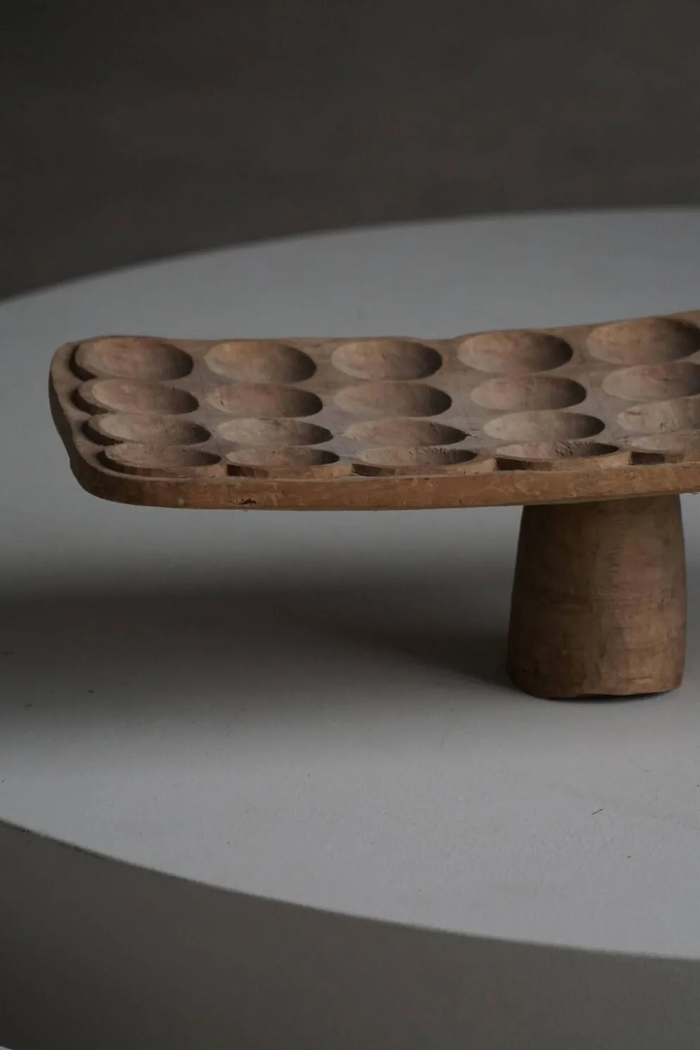 Plateau de jeu traditionnel africain / Objects fors, début du 20e siècle