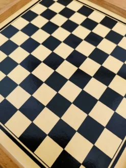 Plateau de jeux ancien en bois réversible
