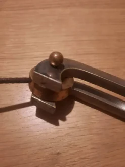 Poignée de meuble art déco
