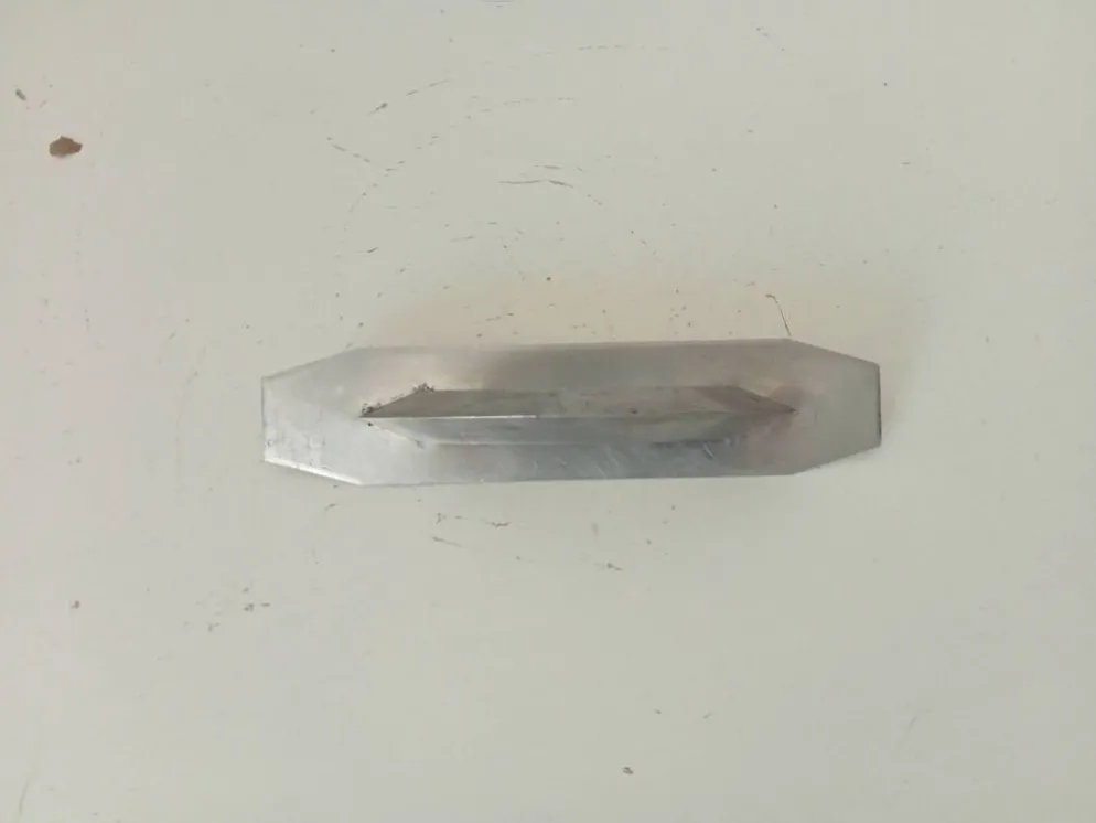 Poignée de meuble vintage en aluminium