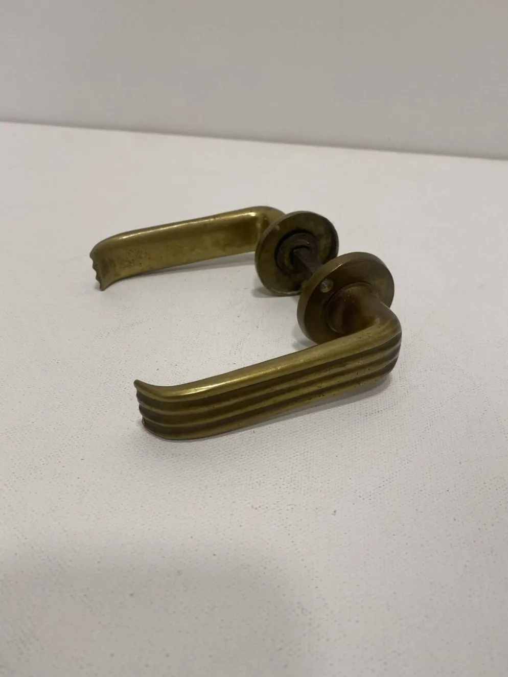 Poignée de porte en laiton Gio Ponti Art Déco années 1930 architecture italienne du milieu du siècle