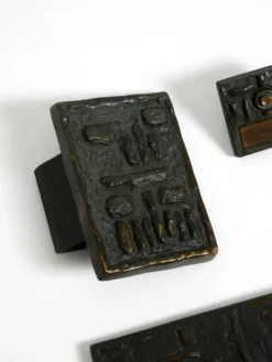 3 poignées de tirage en béton brut, années 1970