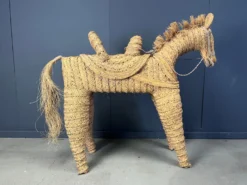 Poney/cheval en paille espagnole vintage à taille réelle, années 1960.