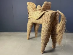 Poney/cheval en paille espagnole vintage à taille réelle, années 1960.