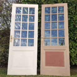 Porte ancienne de communication vitrée moulurée 221x83cm 15 petits carreaux