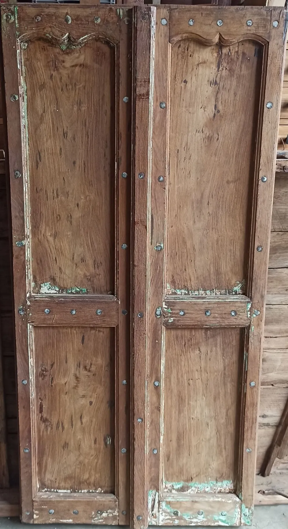 Porte ancienne en bois