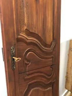 Porte d’armoire