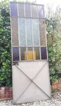 Porte d'atelier 258,4x98,5cm en fer et verres cathédrales colorés