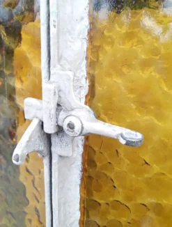 Porte d'atelier 258,4x98,5cm en fer et verres cathédrales colorés