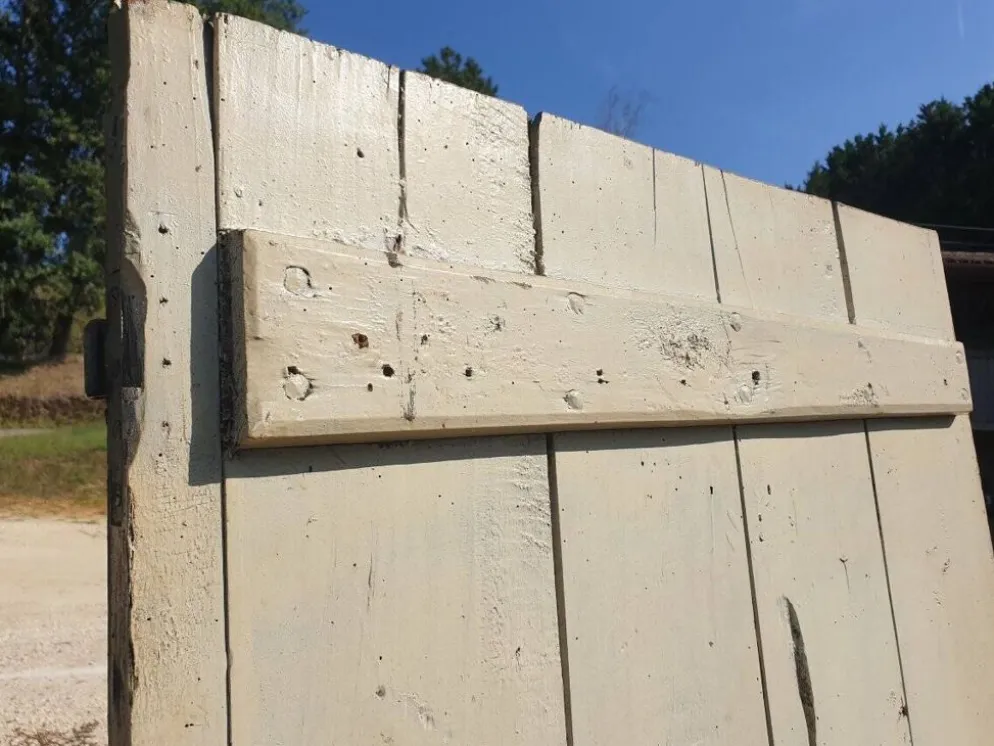 Porte de cave, grange ou grenier avec traverses traditionnelles en sifflet - début XXème