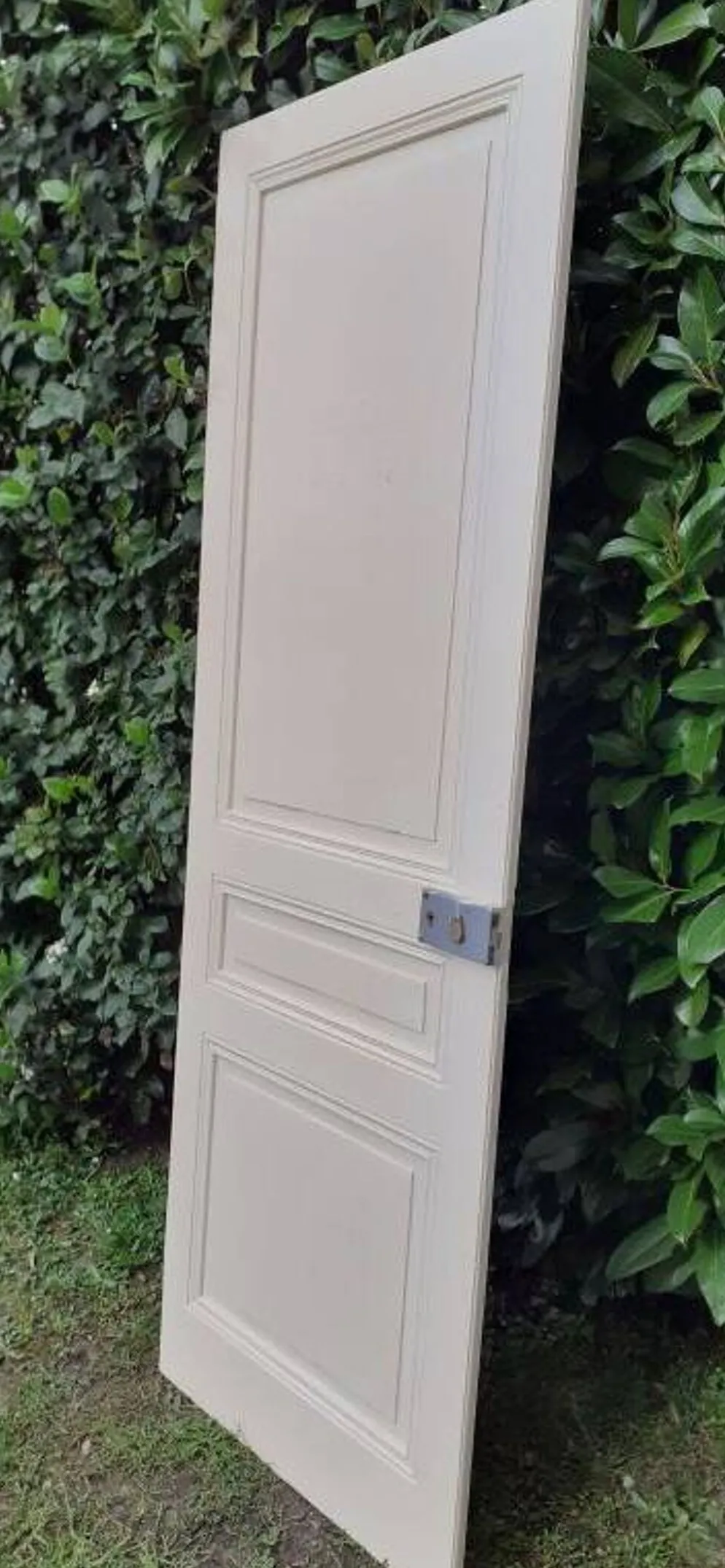 Porte de communication h221x79cm ancienne panneautée, moulurée, intérieure